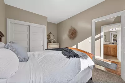 874 SW Crestline Drive #32, Bend, OR 97702 - Photo 31