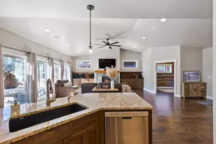 2927 NW Celilo Ln, Bend, OR 97703 - Photo 13