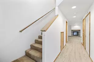 1470 SW 16th St, Redmond, OR 97756 - Photo 3