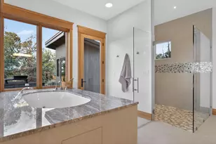 20440 Swalley Rd, Bend, OR 97703 - Photo 19