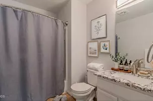 144 Crocker St, Ashland, OR 97520 - Photo 21