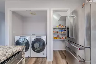 144 Crocker St, Ashland, OR 97520 - Photo 9