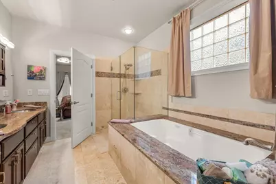 279 Robert Trent Jones Boulevard, Eagle Point, OR 97524 - Photo 19