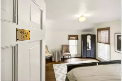 668 N Main Street, Ashland, OR 97520 - Photo 29