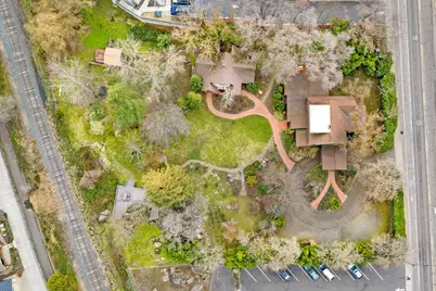 668 N Main Street, Ashland, OR 97520 - Photo 5