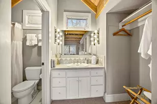 668 N Main St, Ashland, OR 97520 - Photo 51