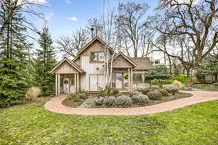 668 N Main St, Ashland, OR 97520 - Photo 49