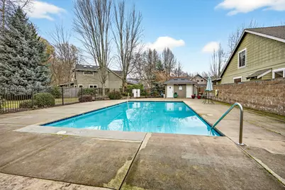 150 Graham Way, Talent, OR 97540 - Photo 7