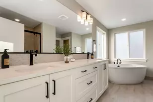 60940 SE Apollo Pl, Bend, OR 97702 - Photo 7