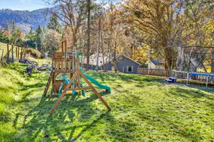 13688 Hwy 238, Applegate, OR 97530 - Photo 37