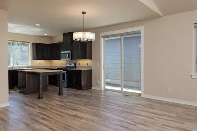 51844 Hollinshead Place, La Pine, OR 97739 - Photo 9