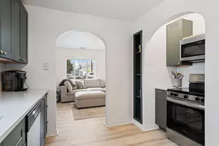 4756 Shasta Way, Klamath Falls, OR 97603 - Photo 9