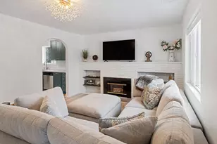 4756 Shasta Way, Klamath Falls, OR 97603 - Photo 3