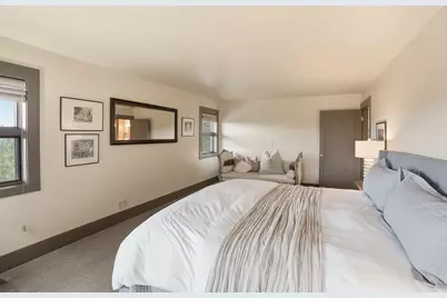 1627 NW Summit Drive, Bend, OR 97703 - Photo 47