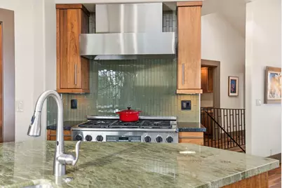 1627 NW Summit Drive, Bend, OR 97703 - Photo 27