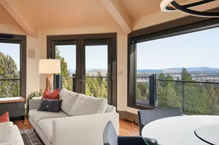 1627 NW Summit Dr, Bend, OR 97703 - Photo 17