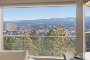 1627 NW Summit Dr, Bend, OR 97703 - Photo 69