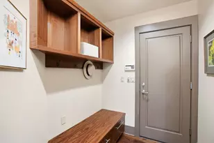 1627 NW Summit Dr, Bend, OR 97703 - Photo 45