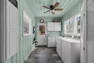 924 NE 9th St, Bend, OR 97701 - Photo 33