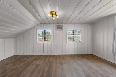 924 NE 9th Street, Bend, OR 97701 - Photo 33