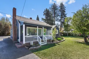 924 NE 9th St, Bend, OR 97701 - Photo 1