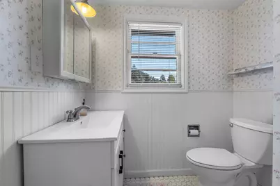 924 NE 9th Street, Bend, OR 97701 - Photo 31
