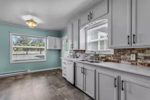 924 NE 9th St, Bend, OR 97701 - Photo 17