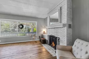 924 NE 9th St, Bend, OR 97701 - Photo 11
