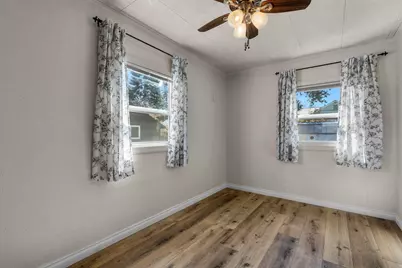 924 NE 9th Street, Bend, OR 97701 - Photo 19