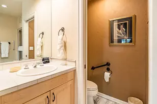 57022 Peppermill Cir, Sunriver, OR 97707 - Photo 7