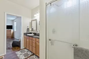 1360 SW 27th St, Redmond, OR 97756 - Photo 17