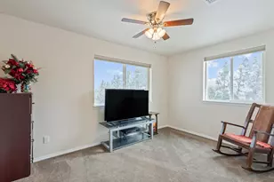 1360 SW 27th St, Redmond, OR 97756 - Photo 31