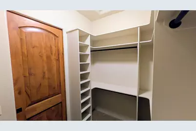 850 NE Tokay Heights, Grants Pass, OR 97526 - Photo 33