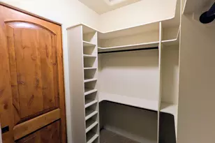 850 NE Tokay Heights, Grants Pass, OR 97526 - Photo 33