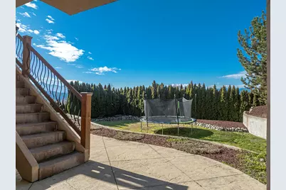 850 NE Tokay Heights, Grants Pass, OR 97526 - Photo 61