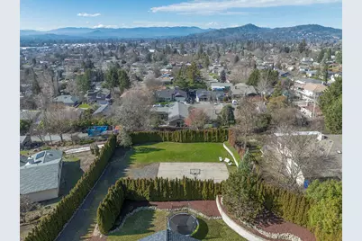 850 NE Tokay Heights, Grants Pass, OR 97526 - Photo 69