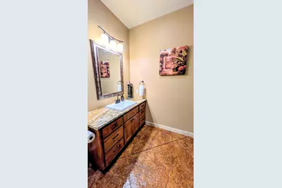 850 NE Tokay Heights, Grants Pass, OR 97526 - Photo 41