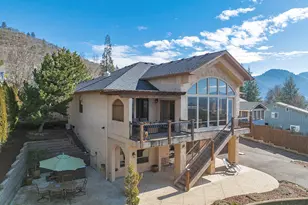 850 NE Tokay Heights, Grants Pass, OR 97526 - Photo 7