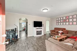 433 SE 9th St, Madras, OR 97741 - Photo 11