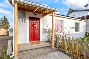 433 SE 9th St, Madras, OR 97741 - Photo 3