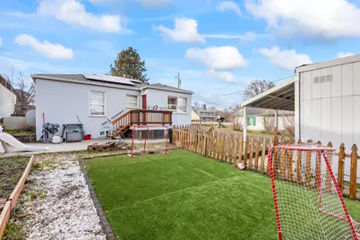 433 SE 9th Street, Madras, OR 97741 - Photo 9