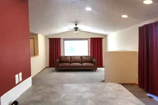 2940 NW 9th Ln, Redmond, OR 97756 - Photo 9