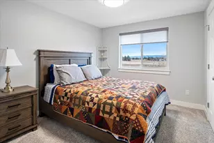 2240 NW Oak Ct, Redmond, OR 97756 - Photo 47