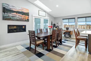 2240 NW Oak Ct, Redmond, OR 97756 - Photo 19