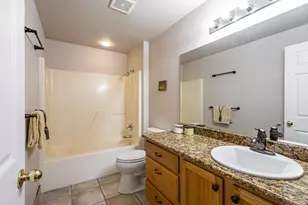 61388 Elkhorn St, Bend, OR 97702 - Photo 23