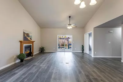 61388 Elkhorn Street, Bend, OR 97702 - Photo 7