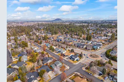 61388 Elkhorn Street, Bend, OR 97702 - Photo 35