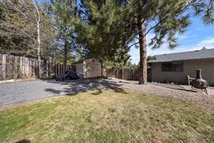 60761 Country Club Dr, Bend, OR 97702 - Photo 17