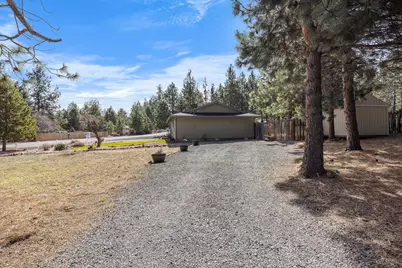 60761 Country Club Drive, Bend, OR 97702 - Photo 19