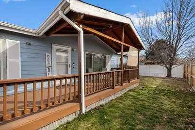 2108 NE 6th Street, Redmond, OR 97756 - Photo 3